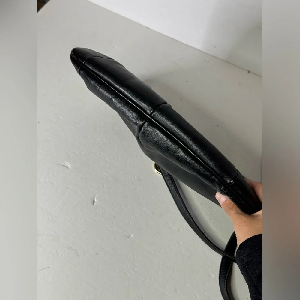 Etienne Aigner Women’s Black Genuine Leather Crossbody Shoulder Bag - Picture 5 of 9